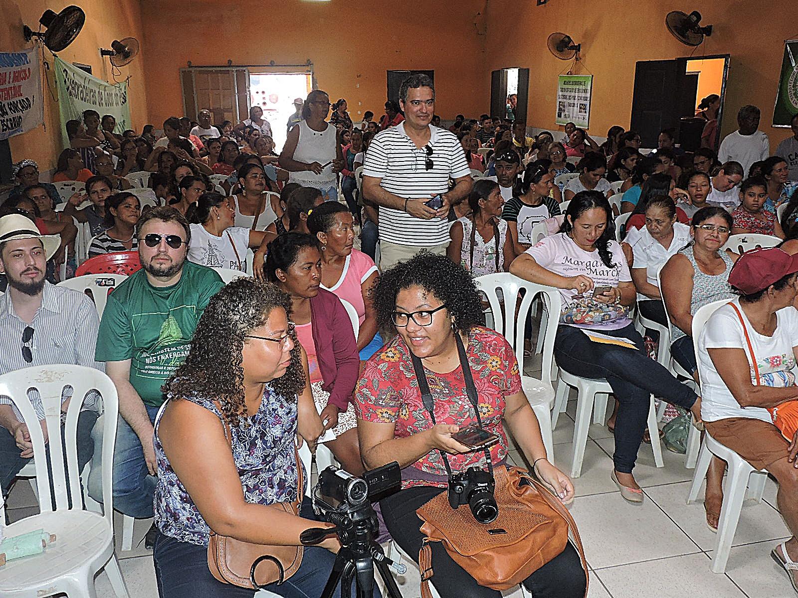 Dia Estadual das Mulheres Quebradeiras de Coco Babaçu do Piauí 